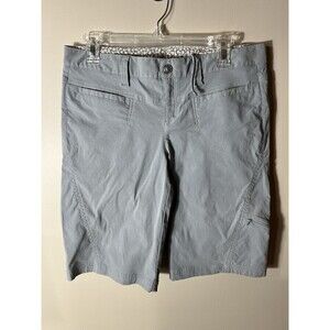 Athleta Shorts Womens 8 Gray Flat Front Bermuda Performance Athleisure